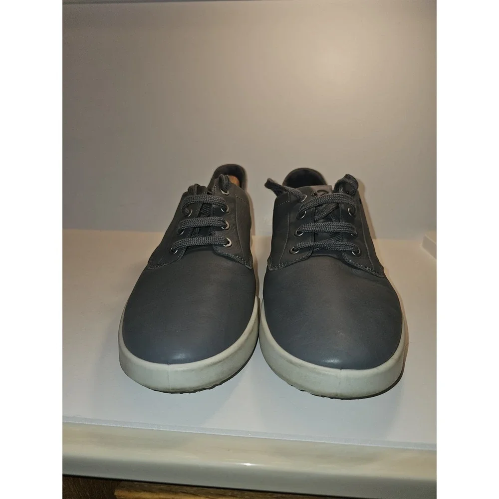 Ecco Men's Leather Sneakers Grey‎  Size 10